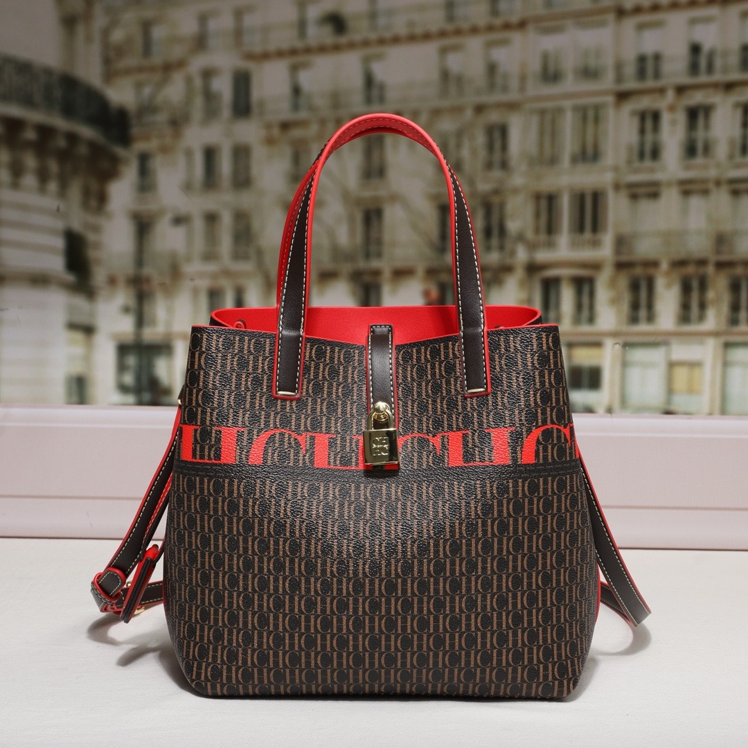 Luxury Bags Trend 2025 - CH Luxury Printed Bucket Bag 2025