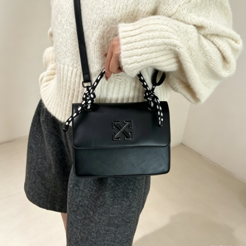 Luxury Bags Logo - Trendy Paris Fashion Messenger Bag Luxury
