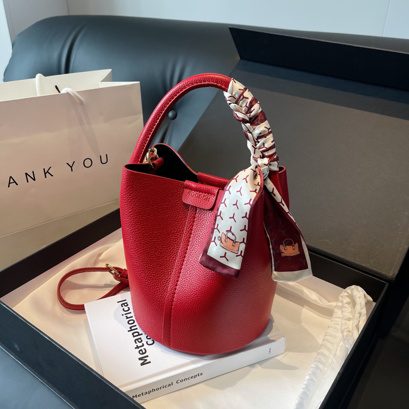 Red PU Bucket Shoulder and Cro - огляд і ціна Luxury Bags In Sale