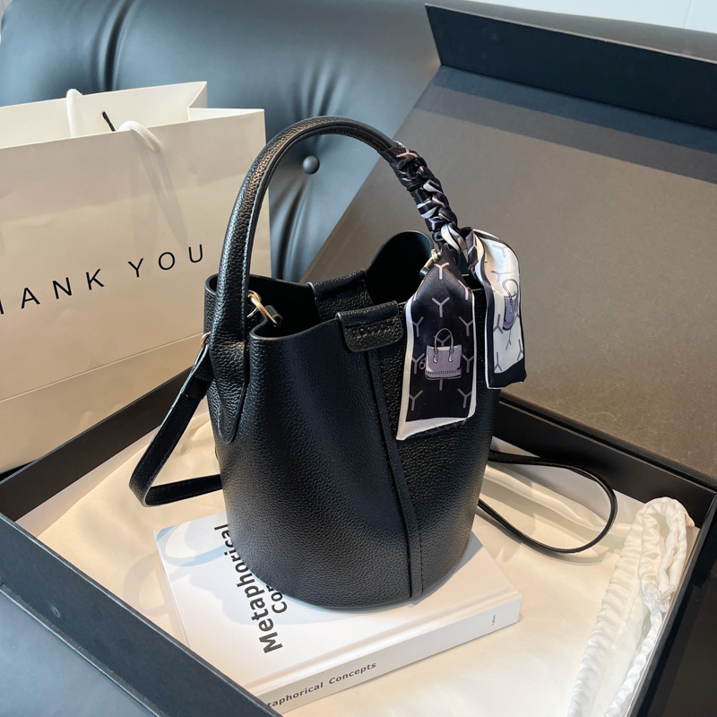 Red PU Bucket Shoulder and Cro - огляд і ціна Luxury Bags In Sale