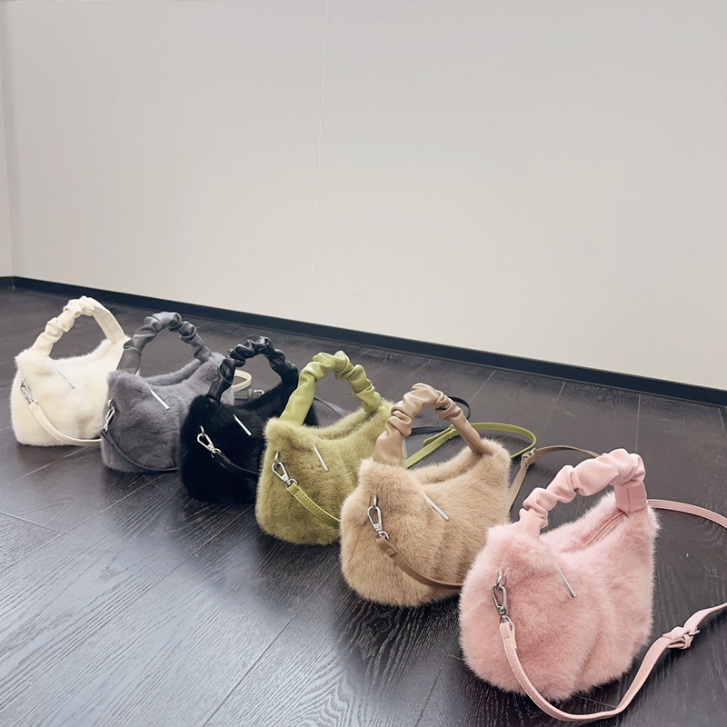 Winter Furry Women's Bag For W - огляд і ціна Luxury Bags Trend 2025