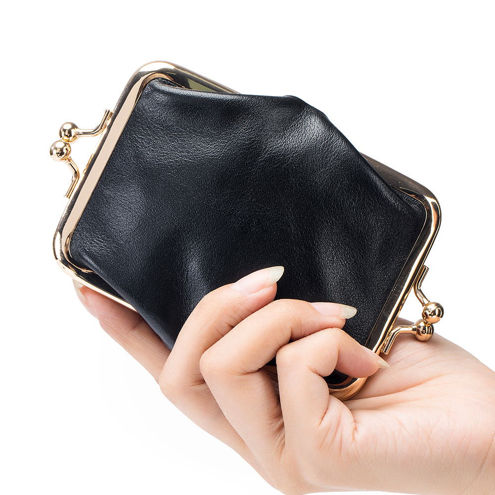 Genuine Leather Double Clamp C - огляд і ціна Luxury Bags Consignment