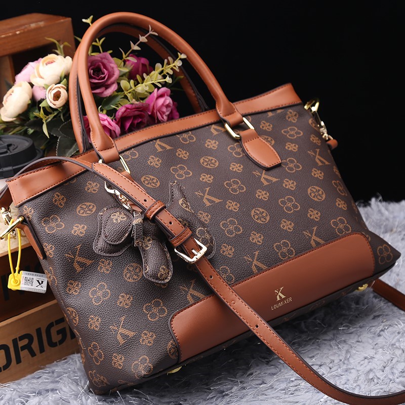 Light Luxury Brand Women's Bag - огляд і ціна Luxury Bags Trend 2025
